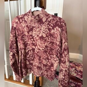 LC Lauren Conrad Tan and Burgundy Sweater